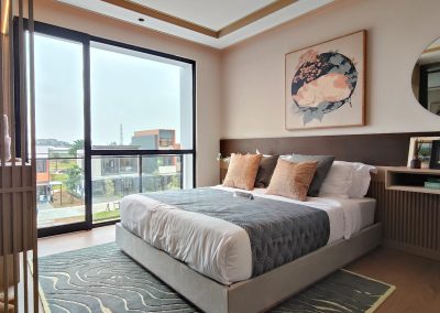 TREETOPS BEVERLY LIVIN Rumah 3 lantai 1 Carport foto galeri web (6)